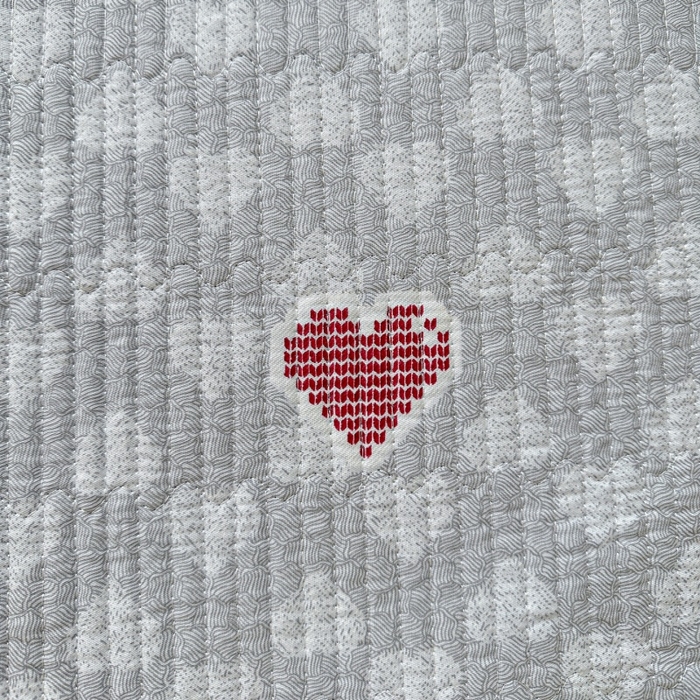 91家纺网 家纺一手货源 找家纺 文黛家居 2026新款全棉夹棉印花床盖三件套 爱心日记