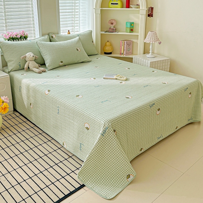 91家纺网 家纺一手货源 找家纺 文黛家居 2026新款全棉夹棉印花床盖三件套 格纹水果