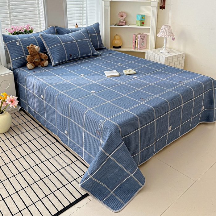 91家纺网 家纺一手货源 找家纺 文黛家居 2026新款全棉夹棉印花床盖三件套 格韵