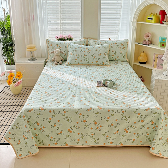 91家纺网 家纺一手货源 找家纺 文黛家居 2026新款全棉夹棉印花床盖三件套 花想容