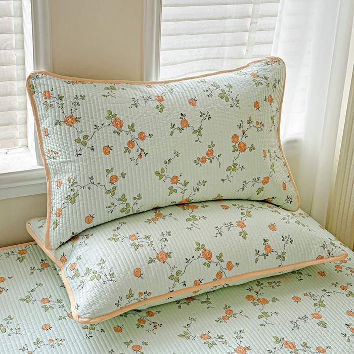 91家纺网 家纺一手货源 找家纺 文黛家居 2026新款全棉夹棉印花床盖三件套 花想容