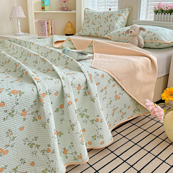 91家纺网 家纺一手货源 找家纺 文黛家居 2026新款全棉夹棉印花床盖三件套 花想容