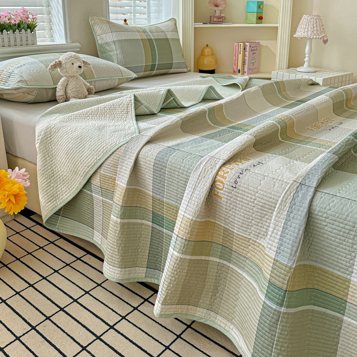 91家纺网 家纺一手货源 找家纺 文黛家居 2026新款全棉夹棉印花床盖三件套 素格