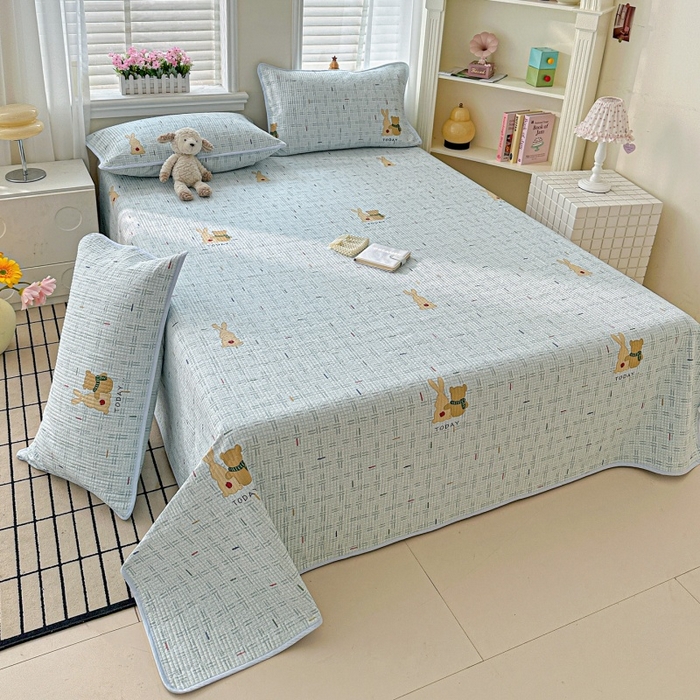 91家纺网 家纺一手货源 找家纺 文黛家居 2026新款全棉夹棉印花床盖三件套 小幸运