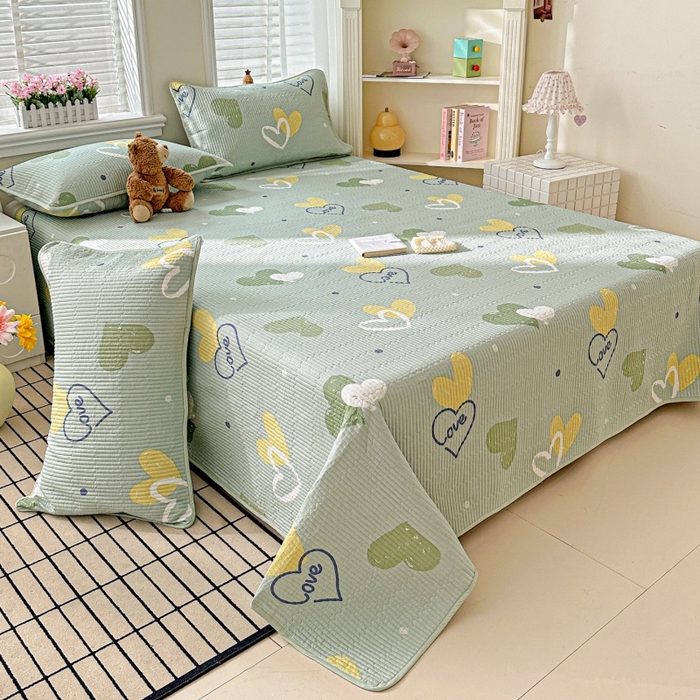 91家纺网 家纺一手货源 找家纺 文黛家居 2026新款全棉夹棉印花床盖三件套 心愿恋曲