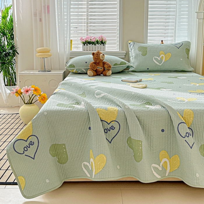 91家纺网 家纺一手货源 找家纺 文黛家居 2026新款全棉夹棉印花床盖三件套 心愿恋曲