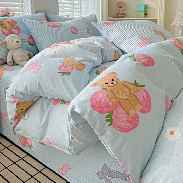 文黛家居 2026新款全棉夹棉印花床盖四件套【支持定做】 草莓熊-蓝