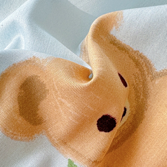 91家纺网 家纺一手货源 找家纺 文黛家居 2026新款全棉夹棉印花床盖四件套【支持定做】 草莓熊-蓝