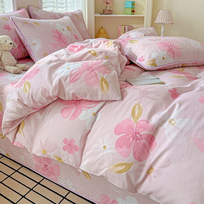 91家纺网 家纺一手货源 找家纺 文黛家居 2026新款全棉夹棉印花床盖四件套【支持定做】 花间舞