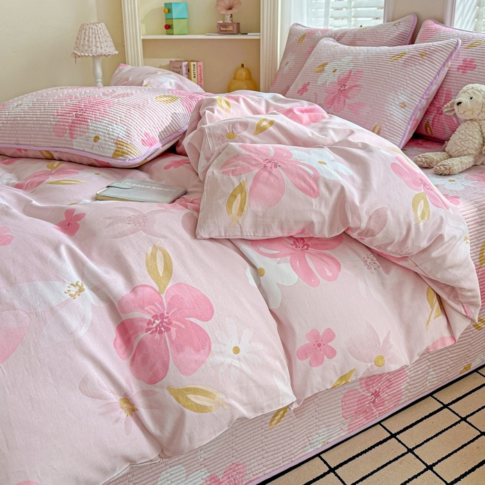 91家纺网 家纺一手货源 找家纺 文黛家居 2026新款全棉夹棉印花床盖四件套【支持定做】 花间舞