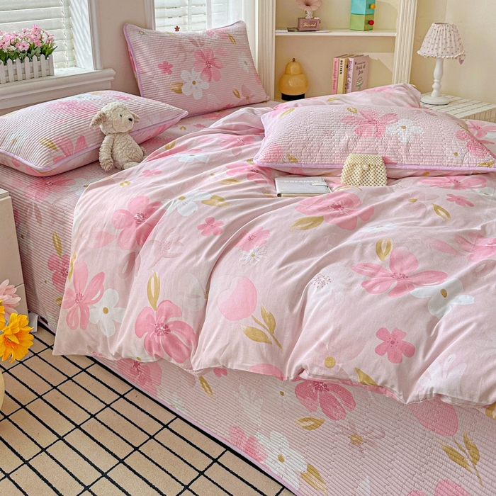 91家纺网 家纺一手货源 找家纺 文黛家居 2026新款全棉夹棉印花床盖四件套【支持定做】 花间舞