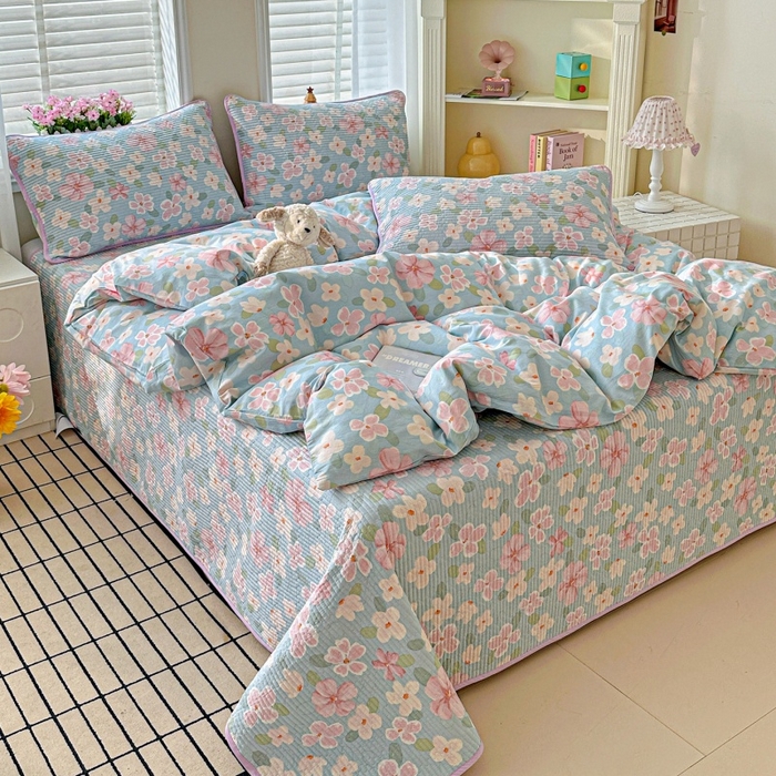 91家纺网 家纺一手货源 找家纺 文黛家居 2026新款全棉夹棉印花床盖四件套【支持定做】 花香四溢