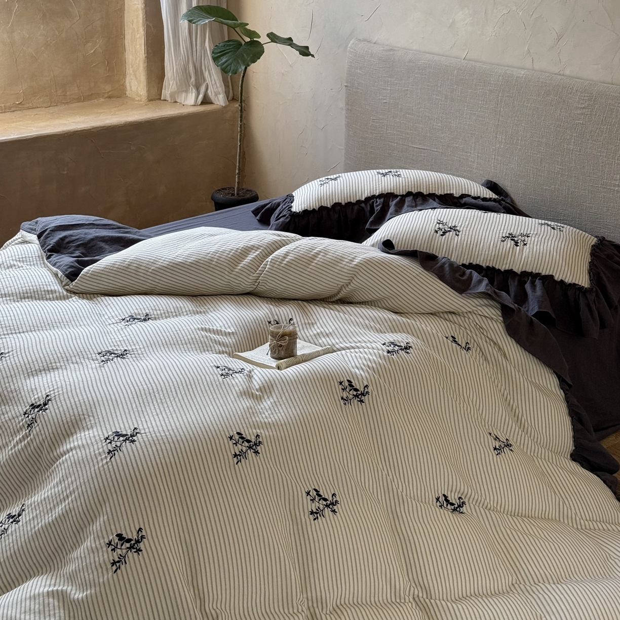 91家纺网 家纺一手货源 找家纺 （总）佳汐蓝家纺 2026新款双层皱皱纱四件套-小杏芙