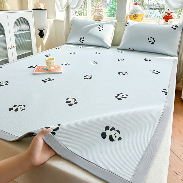 91家纺网 家纺一手货源 找家纺 优品惠 2026春夏新款冰豆豆印花凉席三件套 熊猫