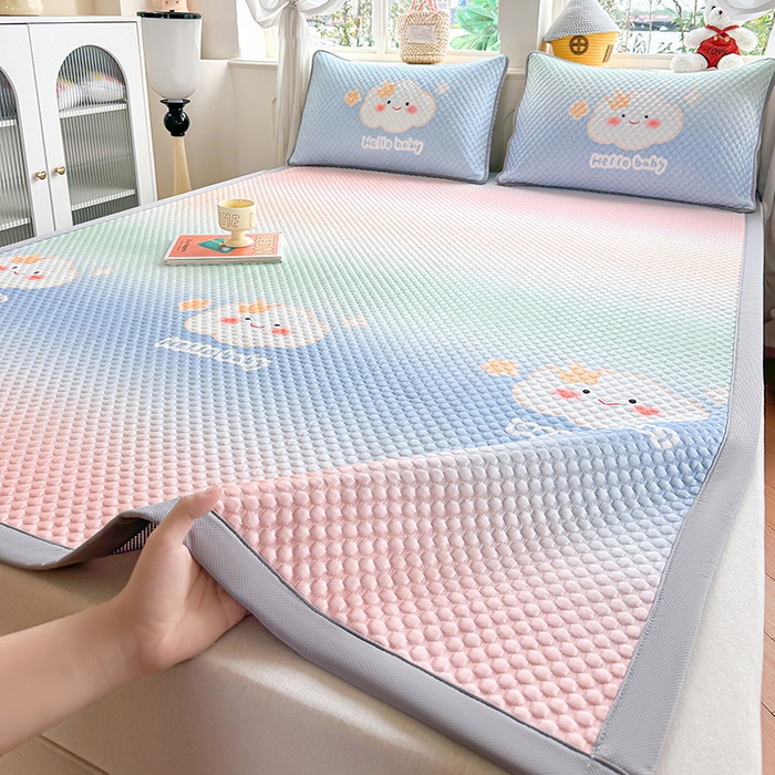 91家纺网 家纺一手货源 找家纺 优品惠 2026春夏新款冰豆豆印花凉席三件套 彩虹云朵