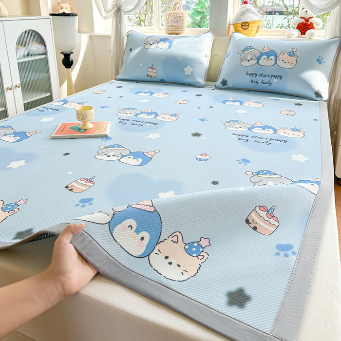 91家纺网 家纺一手货源 找家纺 优品惠 2026春夏新款冰豆豆印花凉席三件套 萌宠家族