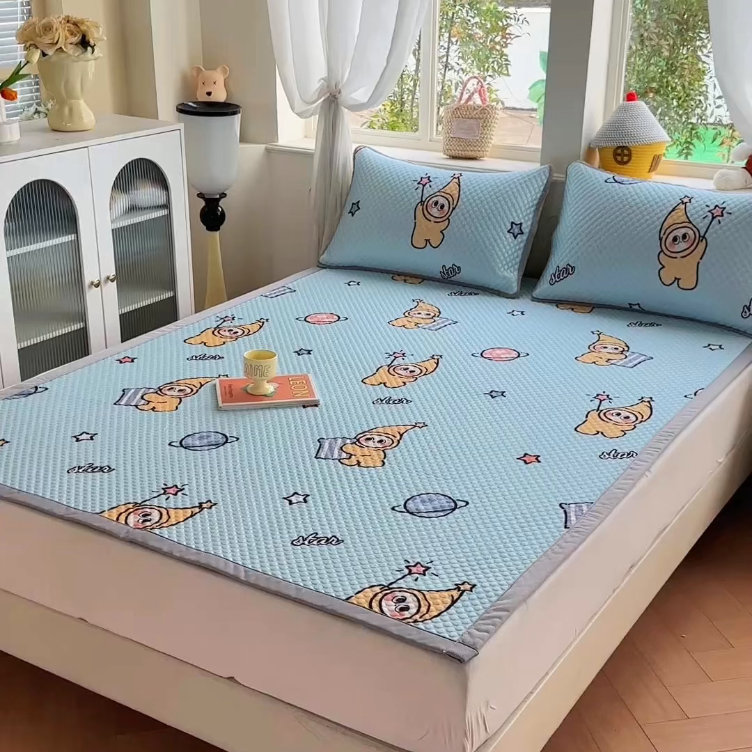 91家纺网 家纺一手货源 找家纺 优品惠 2026春夏新款冰豆豆印花凉席三件套 星星人蓝