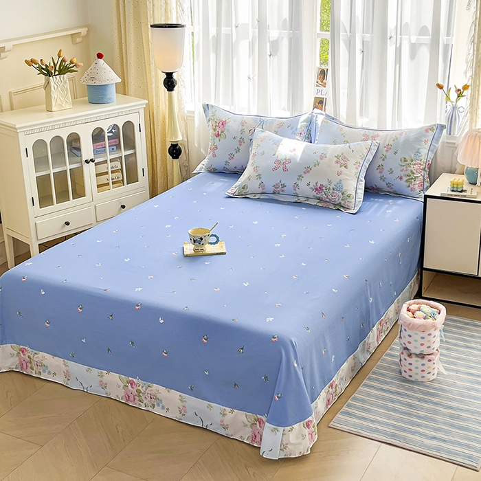 91家纺网 家纺一手货源 找家纺 美织缘家纺 2026直播爆款一字绣吊边床单款纯棉全棉四件套印花百分百（喷气高品质） 爱丽丝-蓝