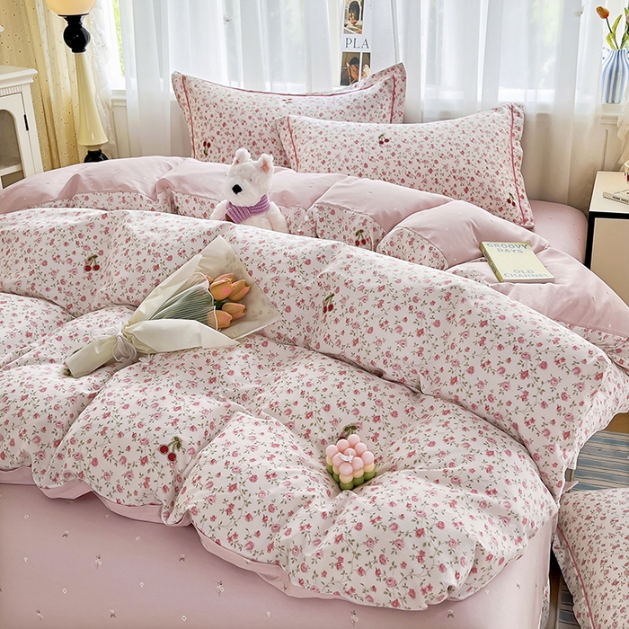 91家纺网 家纺一手货源 找家纺 美织缘家纺 2026直播爆款一字绣吊边床单款纯棉全棉四件套印花百分百（喷气高品质） 艾美-粉