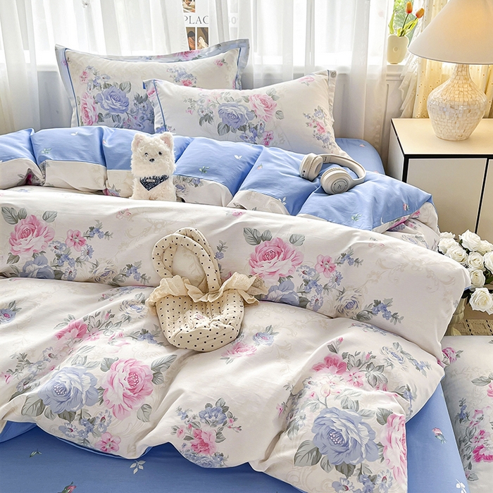 91家纺网 家纺一手货源 找家纺 美织缘家纺 2026直播爆款一字绣吊边床单款纯棉全棉四件套印花百分百（喷气高品质） 依恋花韵-米