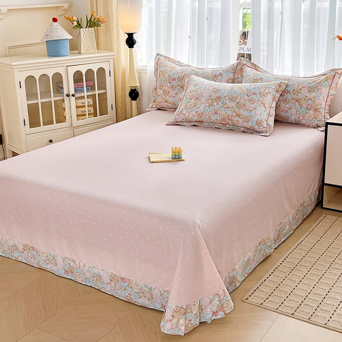 91家纺网 家纺一手货源 找家纺 美织缘家纺 2026直播爆款一字绣吊边床单款纯棉全棉四件套印花百分百（喷气高品质） 皮皮熊-蓝