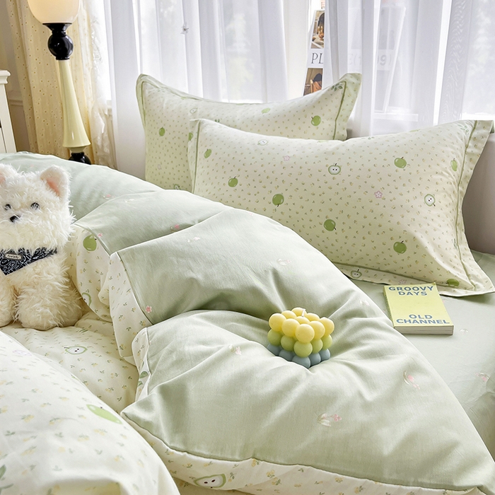 91家纺网 家纺一手货源 找家纺 美织缘家纺 2026直播爆款一字绣吊边床单款纯棉全棉四件套印花百分百（喷气高品质） 小苹果-绿