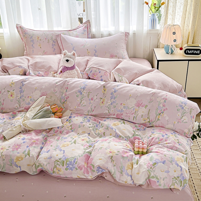 91家纺网 家纺一手货源 找家纺 美织缘家纺 2026直播爆款一字绣吊边床单款纯棉全棉四件套印花百分百（喷气高品质） 浣溪沙-粉