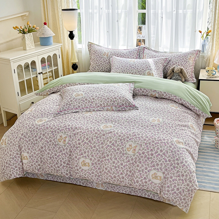 91家纺网 家纺一手货源 找家纺 美织缘家纺 2026直播爆款一字绣吊边床单款纯棉全棉四件套印花百分百（喷气高品质） 粉黛花园-米