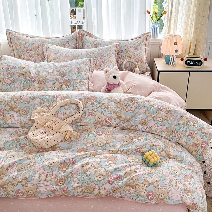 91家纺网 家纺一手货源 找家纺 美织缘家纺 2026直播爆款一字绣吊边床单款纯棉全棉四件套印花百分百（喷气高品质） 皮皮熊-蓝