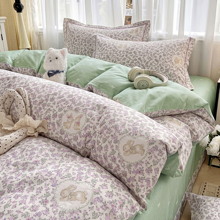 91家纺网 家纺一手货源 找家纺 美织缘家纺 2026直播爆款一字绣吊边床单款纯棉全棉四件套印花百分百（喷气高品质） 粉黛花园-米