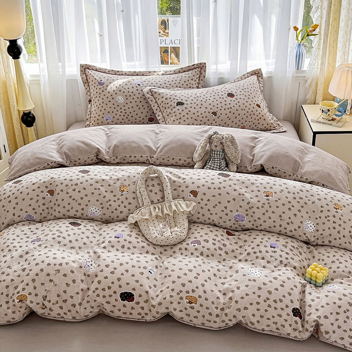 91家纺网 家纺一手货源 找家纺 美织缘家纺 2026直播爆款一字绣吊边床单款纯棉全棉四件套印花百分百（喷气高品质） 初享时光-咖