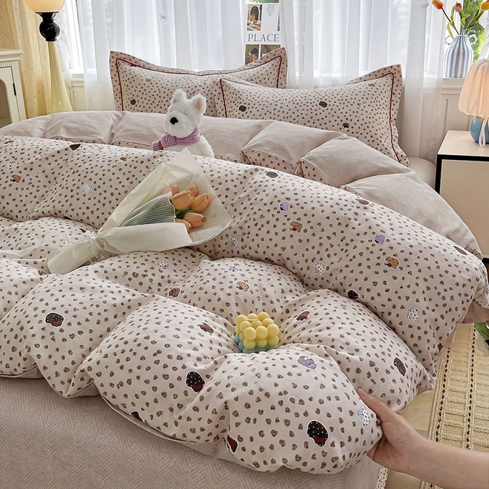 91家纺网 家纺一手货源 找家纺 美织缘家纺 2026直播爆款一字绣吊边床单款纯棉全棉四件套印花百分百（喷气高品质） 初享时光-咖