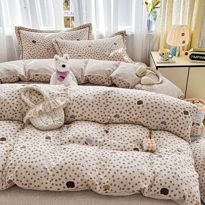 91家纺网 家纺一手货源 找家纺 美织缘家纺 2026直播爆款一字绣吊边床单款纯棉全棉四件套印花百分百（喷气高品质） 初享时光-咖