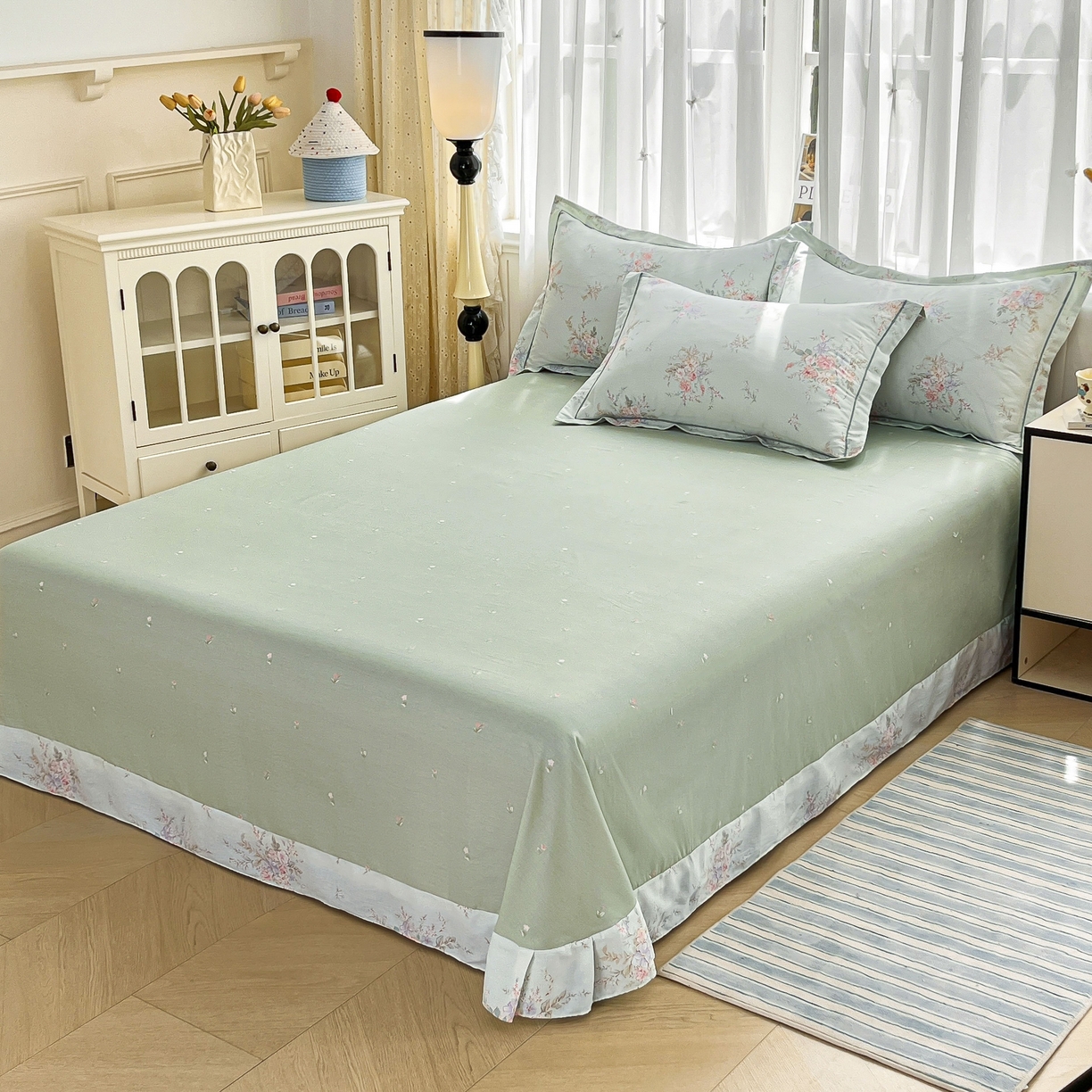 91家纺网 家纺一手货源 找家纺 美织缘家纺 2026直播爆款一字绣吊边床单款纯棉全棉四件套印花百分百（喷气高品质） 江南小调-绿