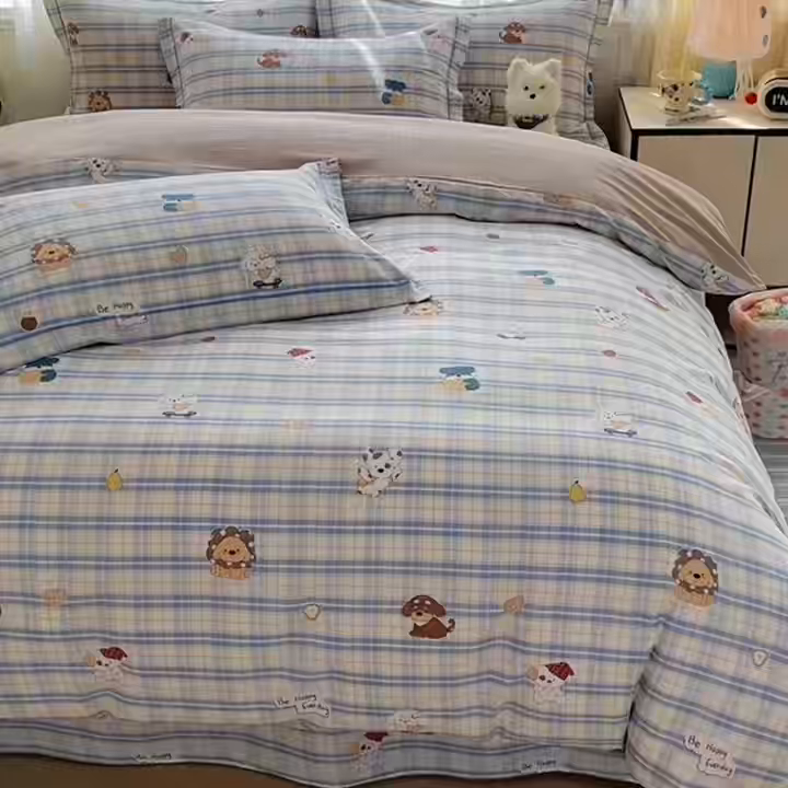 91家纺网 家纺一手货源 找家纺 美织缘家纺 2026直播爆款一字绣吊边床单款纯棉全棉四件套印花百分百（喷气高品质） 俏皮狗-蓝