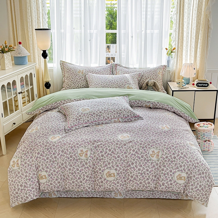 91家纺网 家纺一手货源 找家纺 美织缘家纺 2026直播爆款一字绣吊边床单款纯棉全棉四件套印花百分百（喷气高品质） 粉黛花园-米