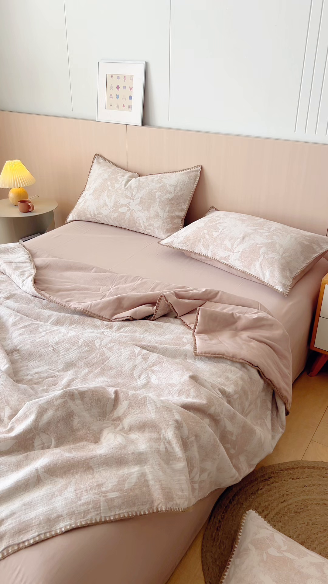 91家纺网 家纺一手货源 找家纺 鸣升家纺 2026春夏新款全棉双层纱大提花夏被夏凉被空调被 香奈花园-咖