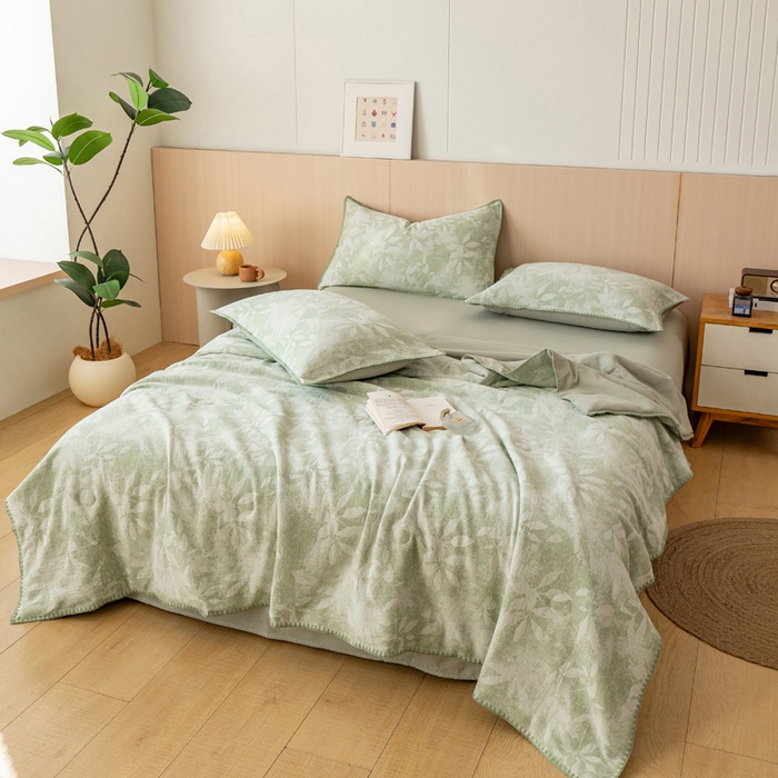 91家纺网 家纺一手货源 找家纺 鸣升家纺 2026春夏新款全棉双层纱大提花夏被夏凉被空调被 香奈花园-绿