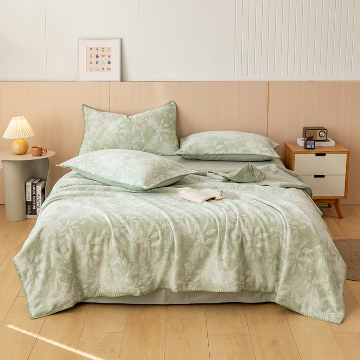 91家纺网 家纺一手货源 找家纺 鸣升家纺 2026春夏新款全棉双层纱大提花夏被夏凉被空调被 香奈花园-绿