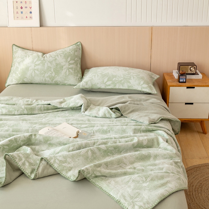 91家纺网 家纺一手货源 找家纺 鸣升家纺 2026春夏新款全棉双层纱大提花夏被夏凉被空调被 香奈花园-绿