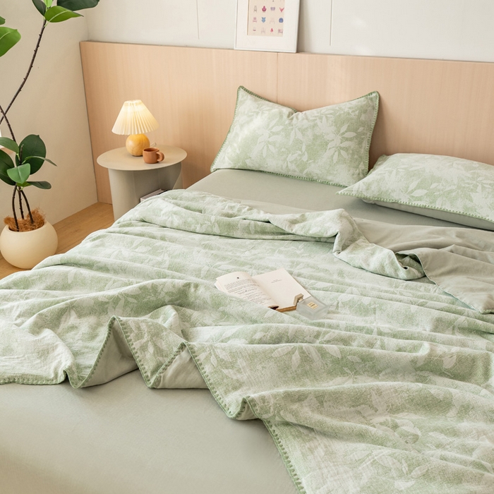 91家纺网 家纺一手货源 找家纺 鸣升家纺 2026春夏新款全棉双层纱大提花夏被夏凉被空调被 香奈花园-绿