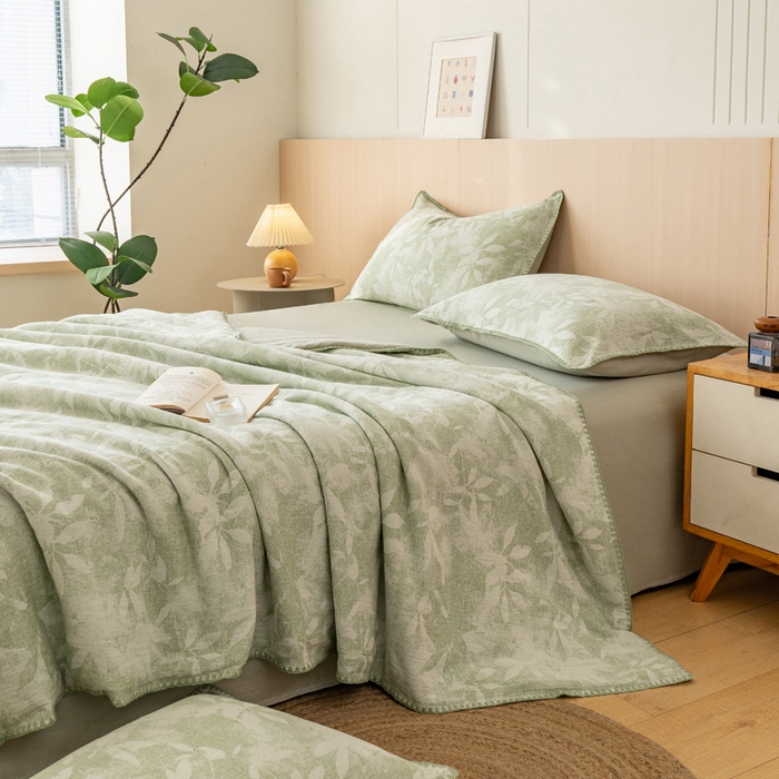 91家纺网 家纺一手货源 找家纺 鸣升家纺 2026春夏新款全棉双层纱大提花夏被夏凉被空调被 香奈花园-绿
