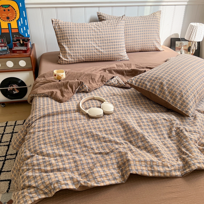 91家纺网 家纺一手货源 找家纺  梵希雅  2026新款泡芙纱夏被四件套简单款 古典格