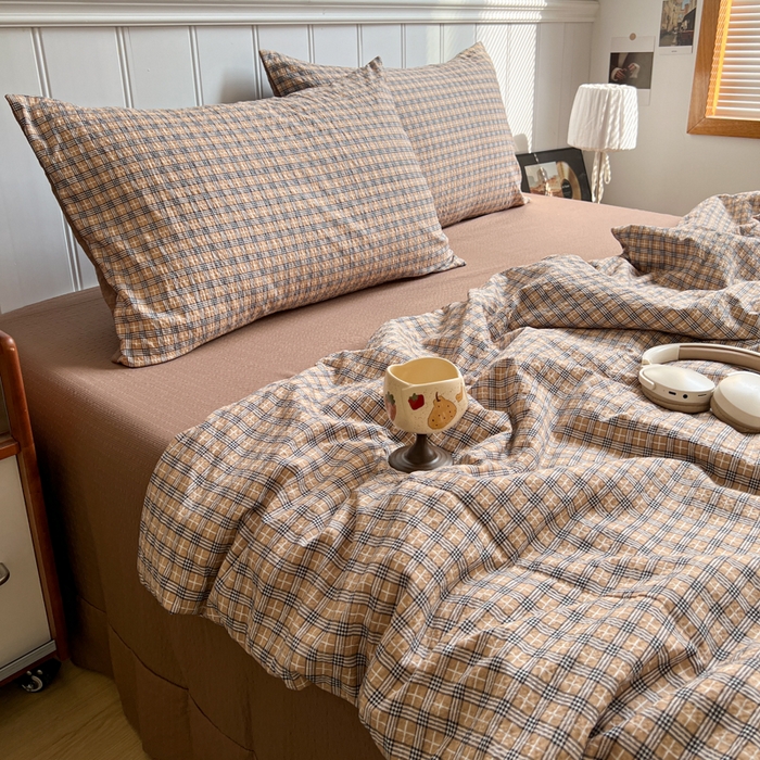 91家纺网 家纺一手货源 找家纺  梵希雅  2026新款泡芙纱夏被四件套简单款 古典格