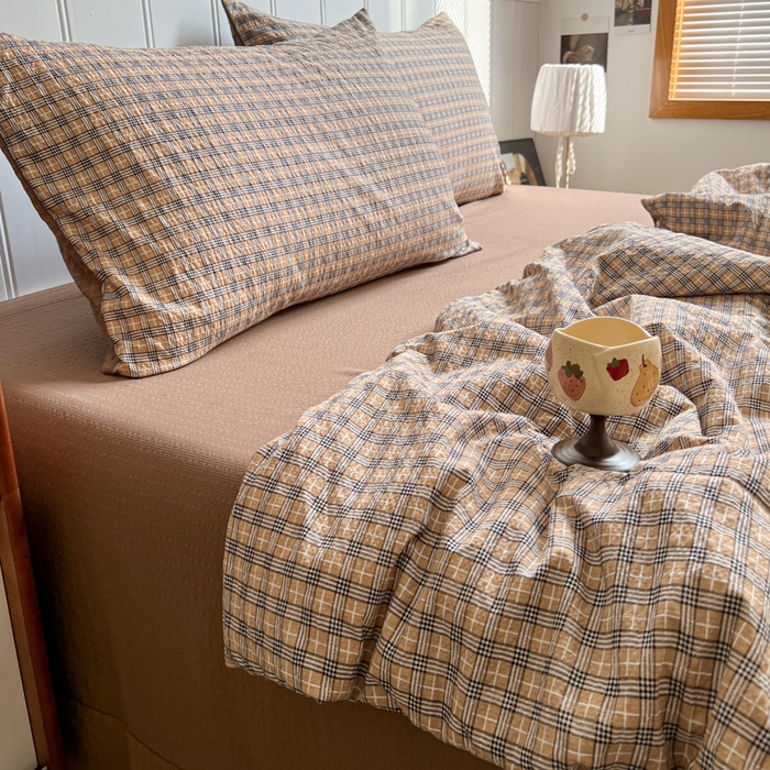 91家纺网 家纺一手货源 找家纺  梵希雅  2026新款泡芙纱夏被四件套简单款 古典格