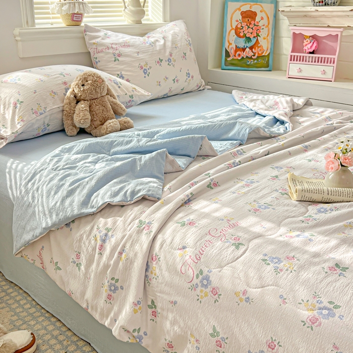 91家纺网 家纺一手货源 找家纺 花伞家居 2026新款皱皱双层纱夏被夏凉被空调被四件套 夏被-锦朵