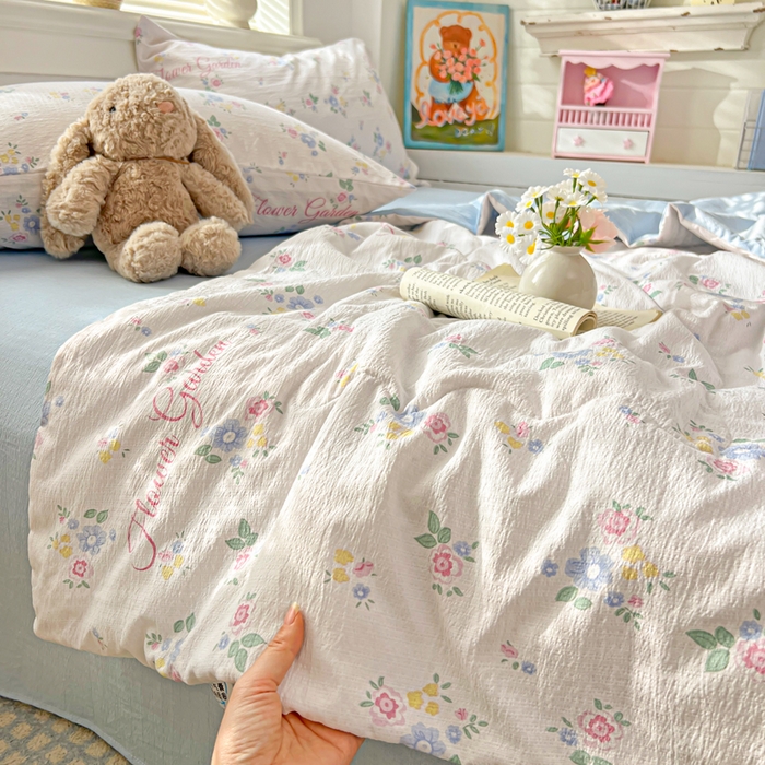 91家纺网 家纺一手货源 找家纺 花伞家居 2026新款皱皱双层纱夏被夏凉被空调被四件套 夏被-锦朵