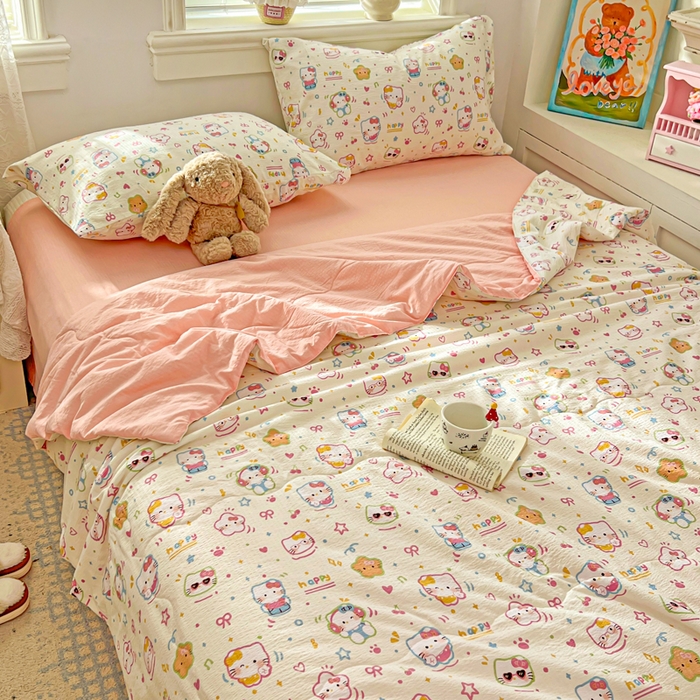 91家纺网 家纺一手货源 找家纺 花伞家居 2026新款皱皱双层纱夏被夏凉被空调被四件套 夏被-快乐小猫