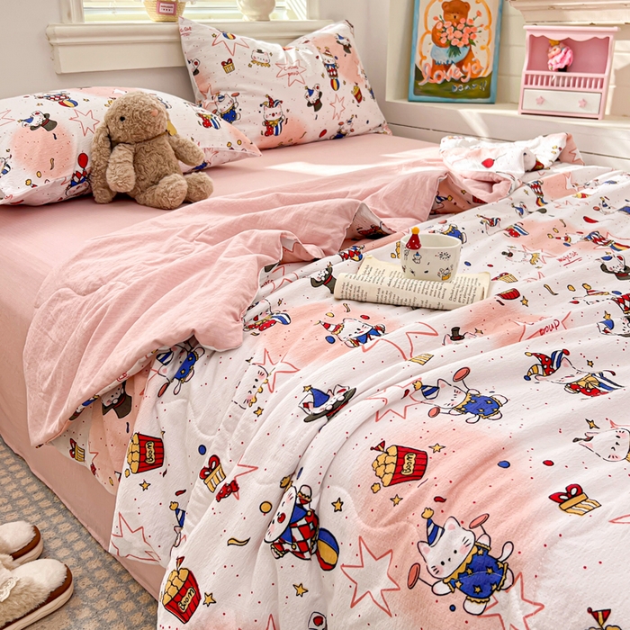 91家纺网 家纺一手货源 找家纺 花伞家居 2026新款皱皱双层纱夏被夏凉被空调被四件套 夏被-马戏团