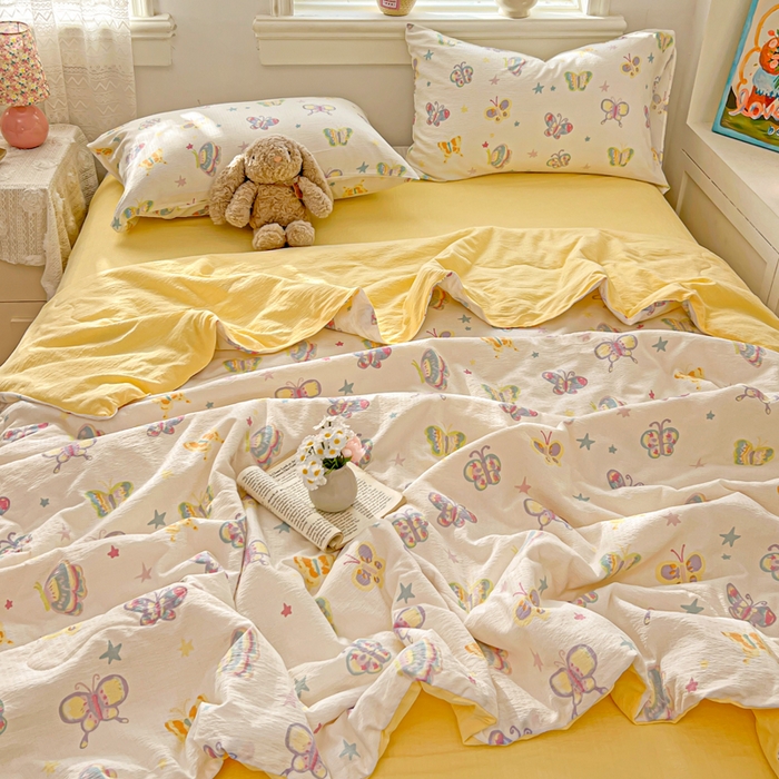 91家纺网 家纺一手货源 找家纺 花伞家居 2026新款皱皱双层纱夏被夏凉被空调被四件套 夏被-童年蝴蝶